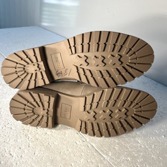 Me Too NWOT SZ 7.5 Tan Suede Penny Loafer Preppy Academia Modern Essential - Picture 7 of 8